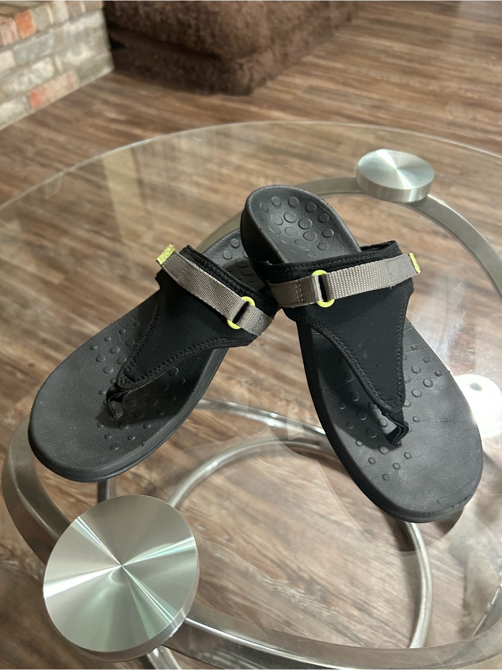 Vionic ortho Comfort Gel-Soled Black Women's Thong Sandals with Adjustable Strap